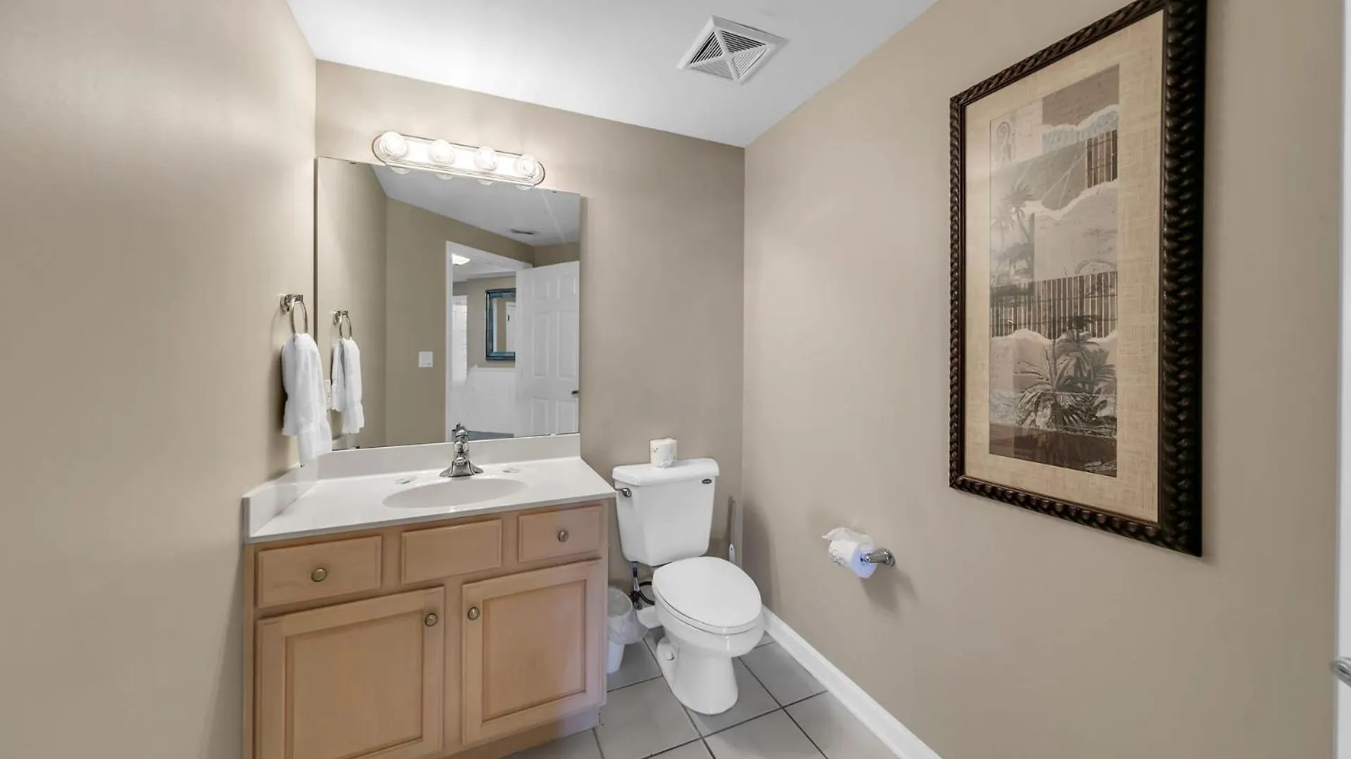 Holiday home Beautiful Spacious Penthouse 2 Story Beach Front Condo Sleeps 12! Destin