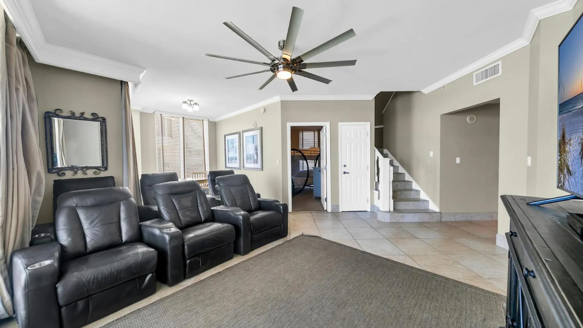 Beautiful Spacious Penthouse 2 Story Beach Front Condo Sleeps 12! Destin 0*,  United States