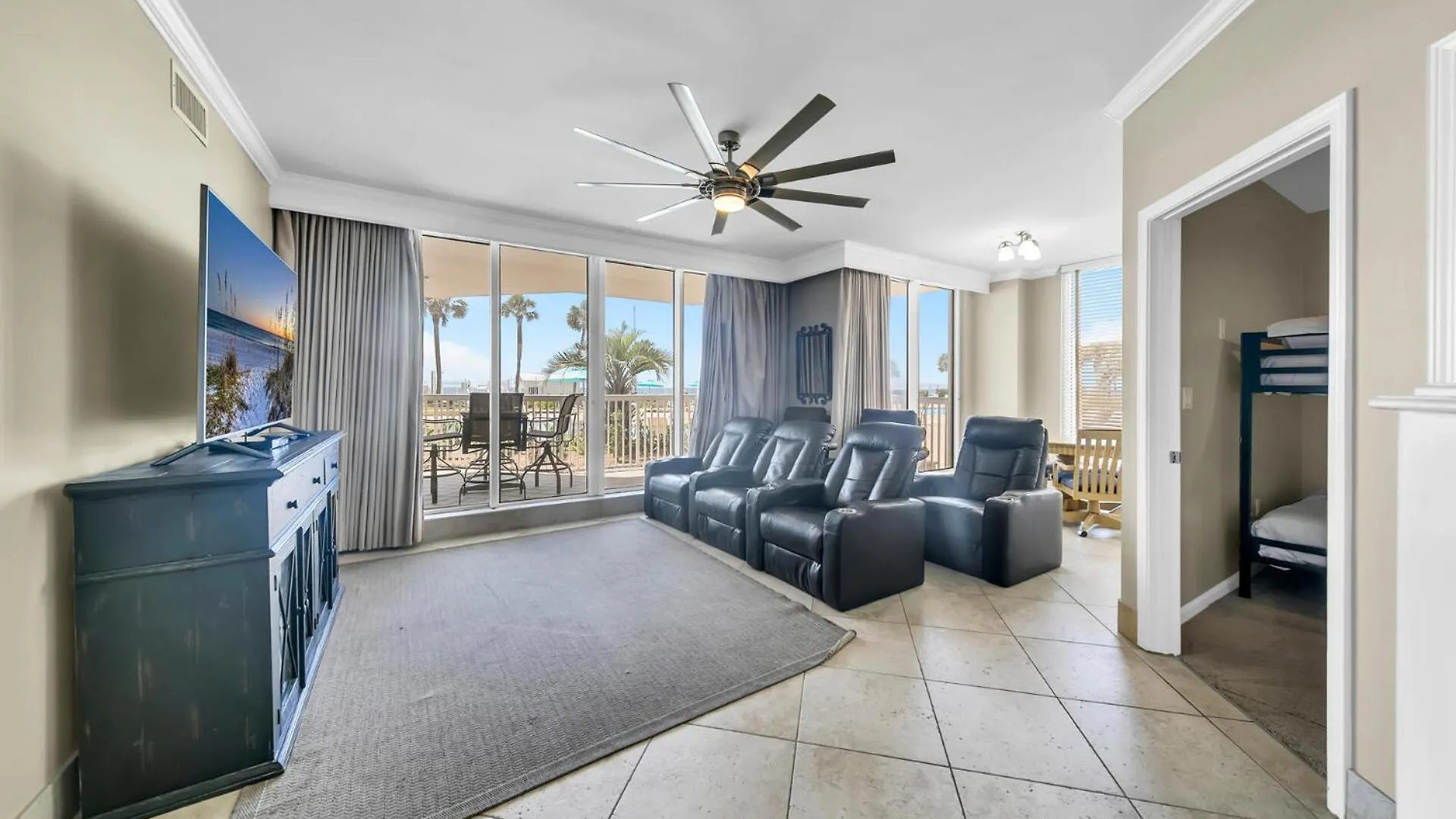 Holiday home Beautiful Spacious Penthouse 2 Story Beach Front Condo Sleeps 12! Destin United States
