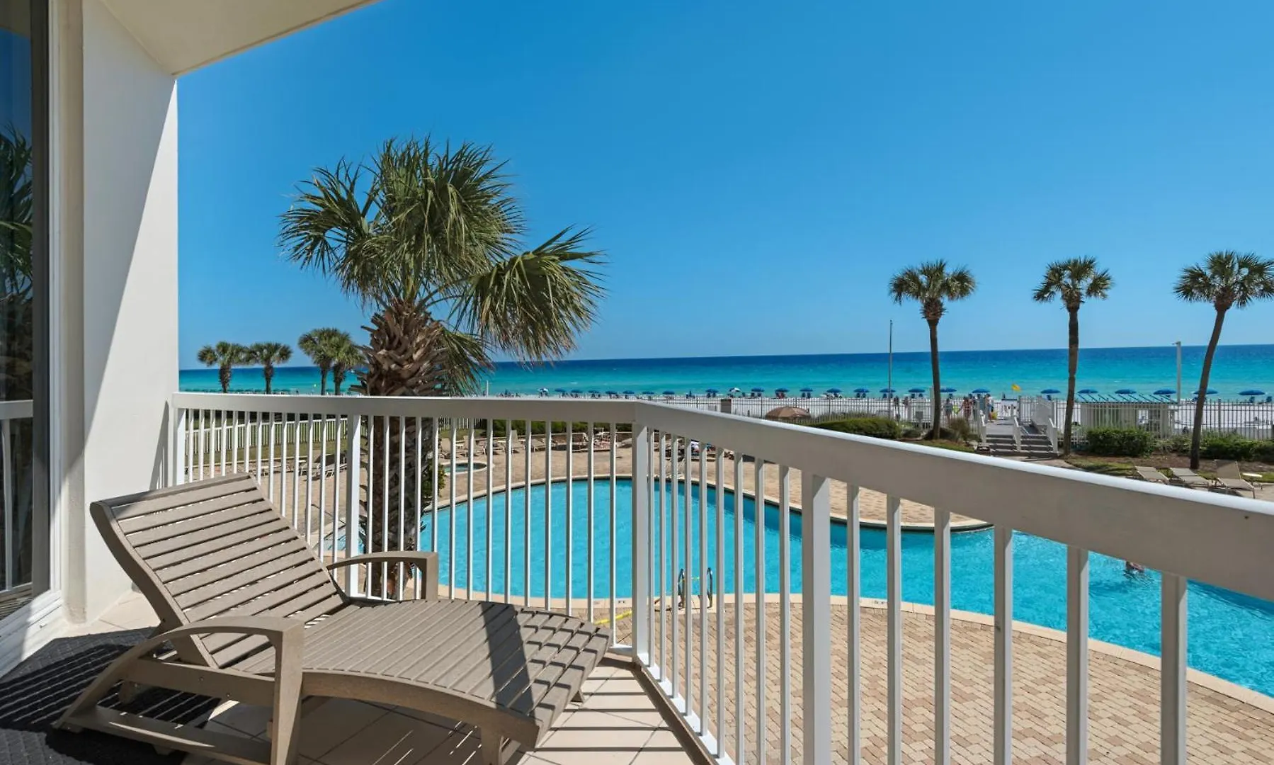 Holiday home Beautiful Spacious Penthouse 2 Story Beach Front Condo Sleeps 12! Destin